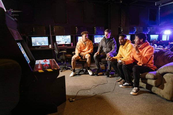 How can you set up a Raspberry Pi 4 as a Nextcloud server for personal file storage?