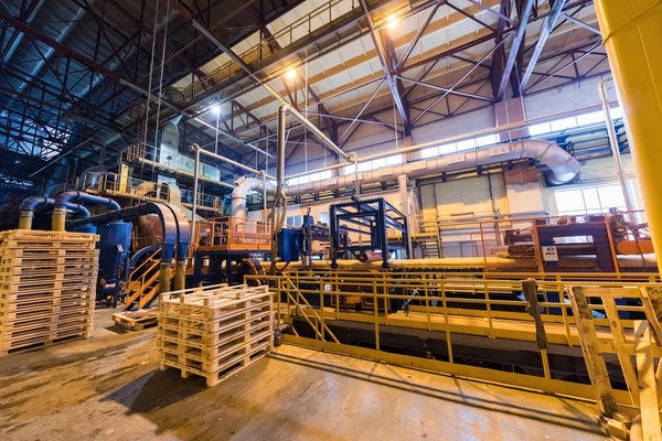 How can AI-powered automation streamline IT operations in large enterprises?